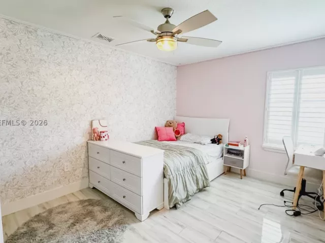 Продажа дома по адресу 18795 NW 24th Ct - фото 8910463