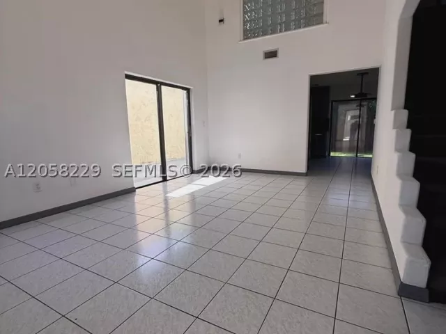 Продажа дома по адресу 14720 SW 106th Ter - фото 8947561