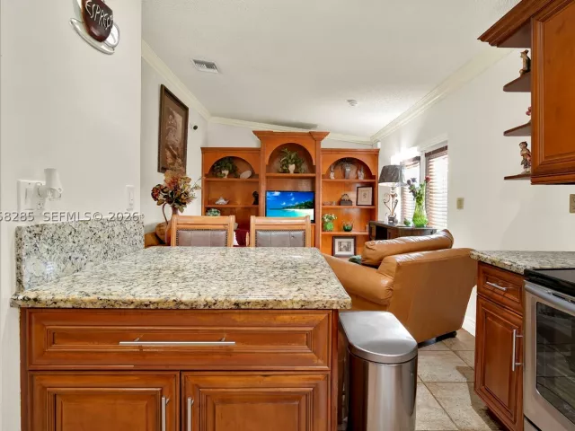 Продажа дома по адресу 20533 SW 132nd Ave - фото 8925125