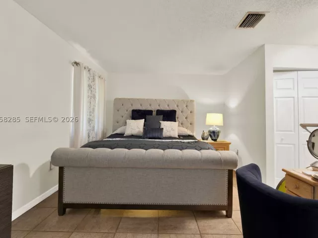 Продажа дома по адресу 20533 SW 132nd Ave - фото 8925130