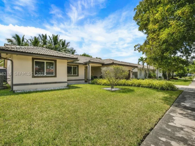 Продажа дома по адресу 20533 SW 132nd Ave - фото 8925116