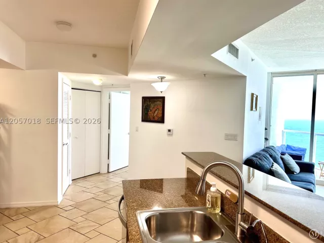 Квартира в аренду номер2309 - фото 8938497