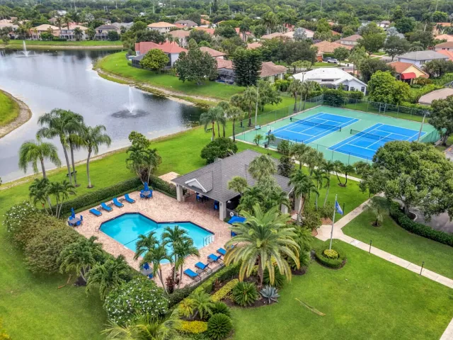 Продажа дома по адресу 10313 Lexington Estates Boulevard - фото 9281149