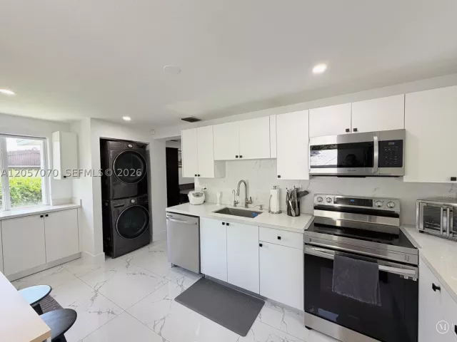 Продажа дома по адресу 8321 SW 46th St - фото 9244652