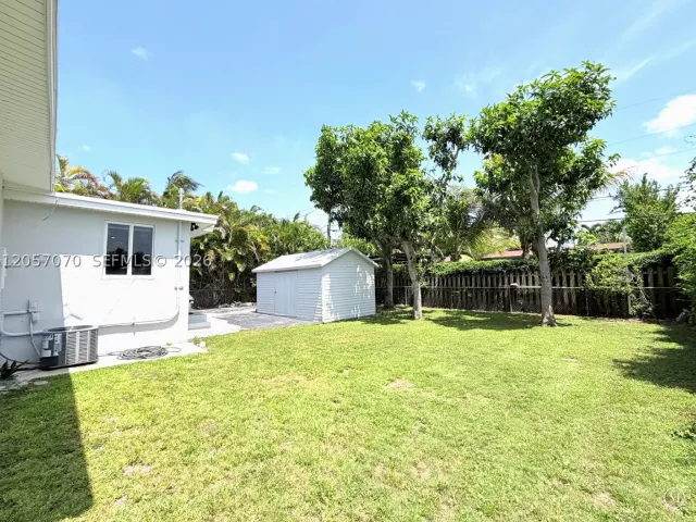 Продажа дома по адресу 8321 SW 46th St - фото 9244674