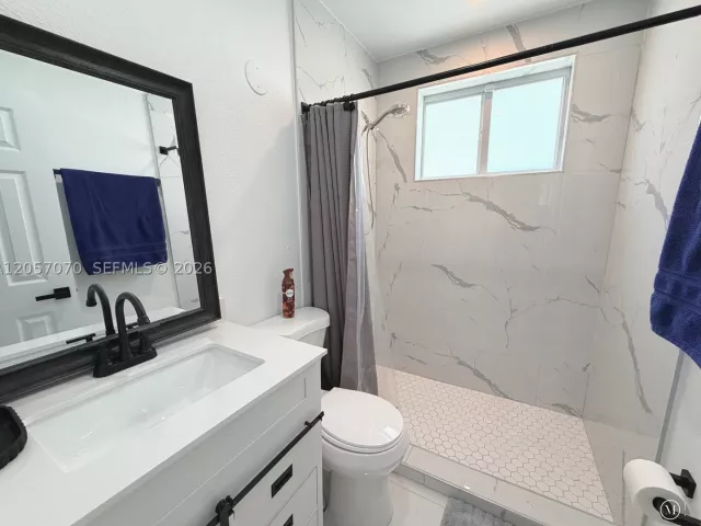 Продажа дома по адресу 8321 SW 46th St - фото 9244693