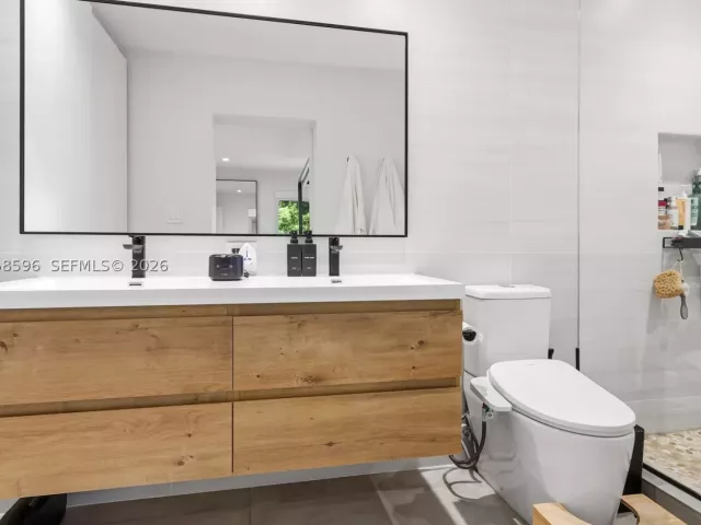 Продажа дома по адресу 6321 SW 21st St - фото 8947593