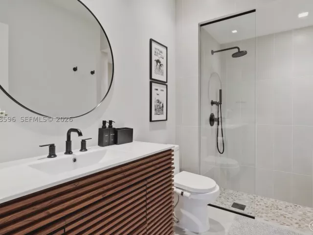 Продажа дома по адресу 6321 SW 21st St - фото 8947597