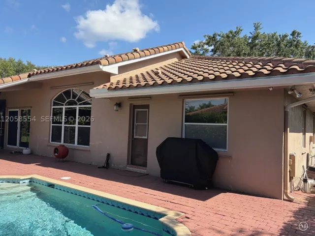 Продажа дома по адресу 19450 NW 7th St - фото 8924528