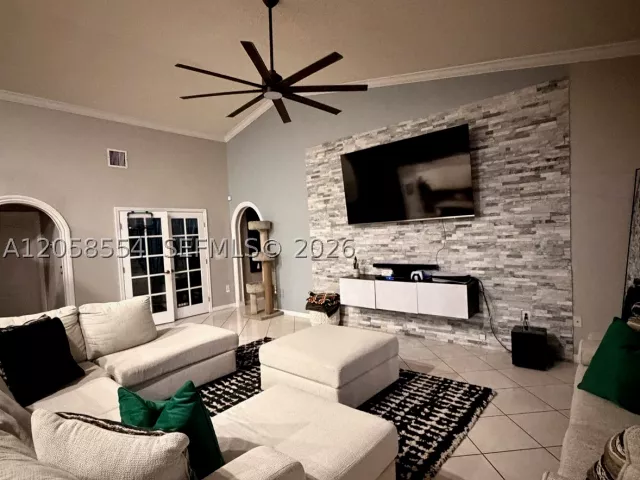 Продажа дома по адресу 19450 NW 7th St - фото 8924520