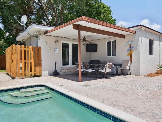 Продажа дома по адресу 800 SW 19TH Street - фото 9037902