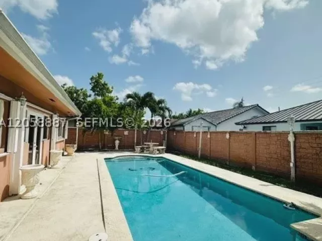 Продажа дома по адресу 3179 SW 139th Ct - фото 8988097
