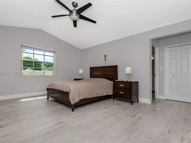 Продажа дома по адресу 945 NW 202nd Ave - фото 8947964