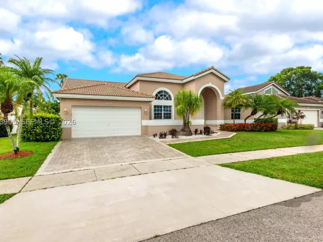 Продажа дома по адресу 945 NW 202nd Ave - фото 8947947