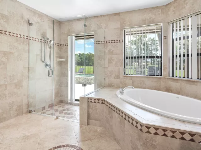 Продажа дома по адресу 10891 Boca Woods Lane - фото 8917410