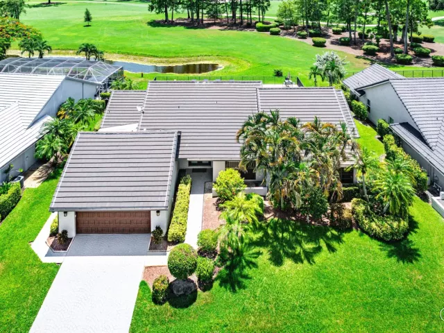 Продажа дома по адресу 10891 Boca Woods Lane - фото 8917400