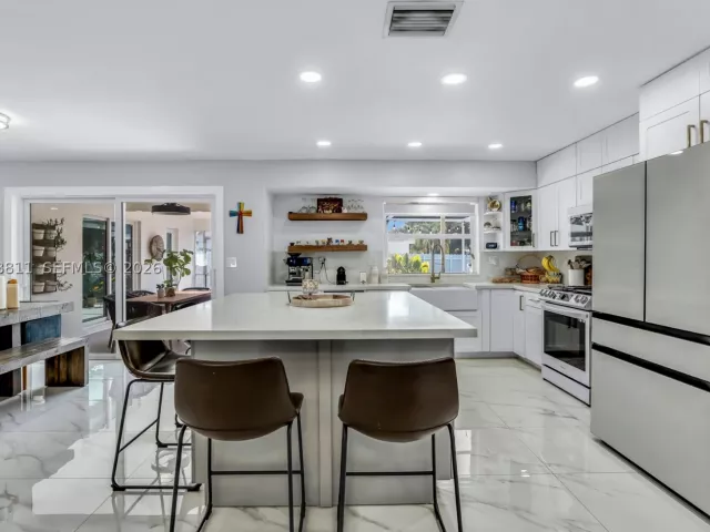Продажа дома по адресу 2130 NW 106th Ave - фото 8947314