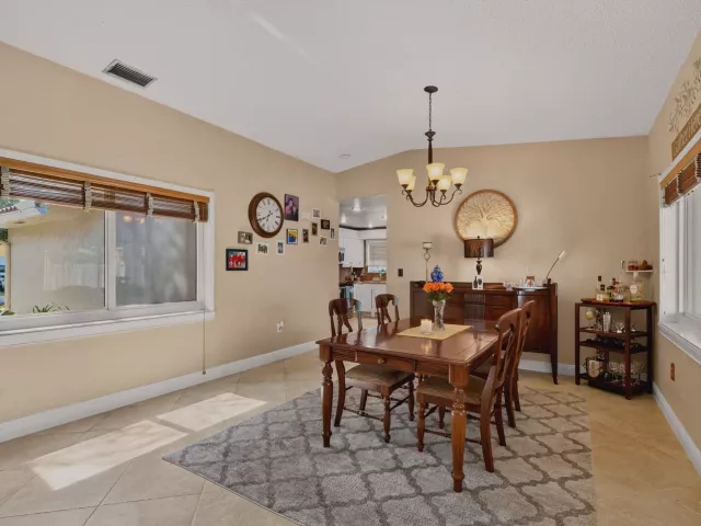 Продажа дома по адресу 5569 SW 112TH Terrace - фото 9268039