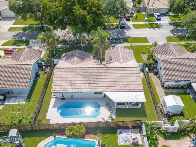 Продажа дома по адресу 5569 SW 112TH Terrace - фото 9268019