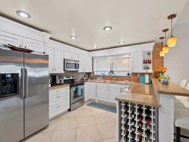 Продажа дома по адресу 5569 SW 112TH Terrace - фото 9268048