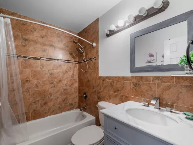 Продажа дома по адресу 5569 SW 112TH Terrace - фото 9268055
