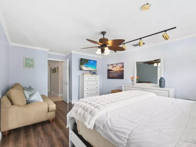 Продажа дома по адресу 5569 SW 112TH Terrace - фото 9268059