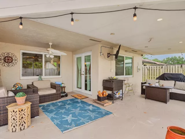 Продажа дома по адресу 5569 SW 112TH Terrace - фото 9268075