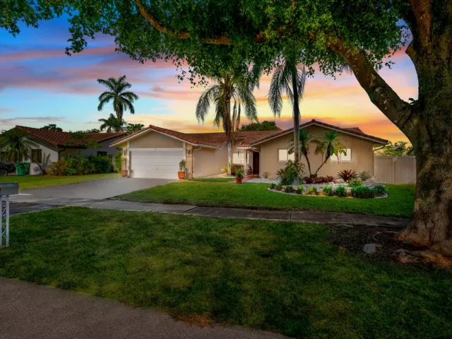 Продажа дома по адресу 5569 SW 112TH Terrace - фото 9268078