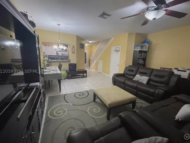 Продажа дома по адресу 904 NW 100th Ave - фото 9356404