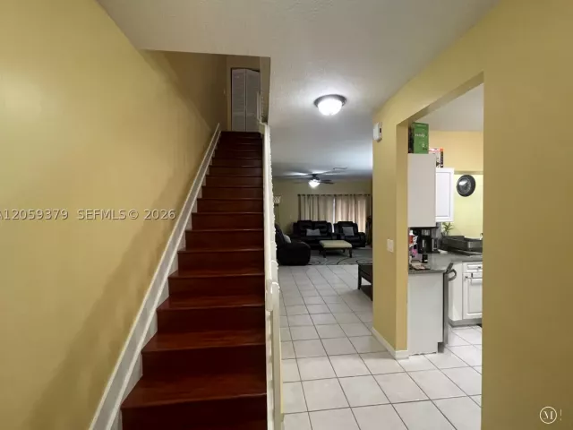 Продажа дома по адресу 904 NW 100th Ave - фото 9356407