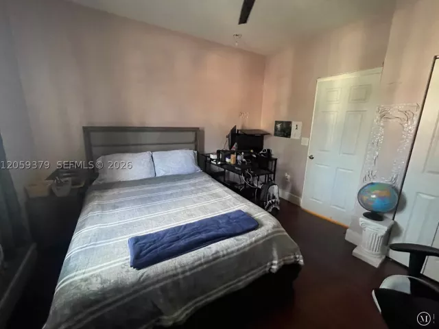 Продажа дома по адресу 904 NW 100th Ave - фото 9356411