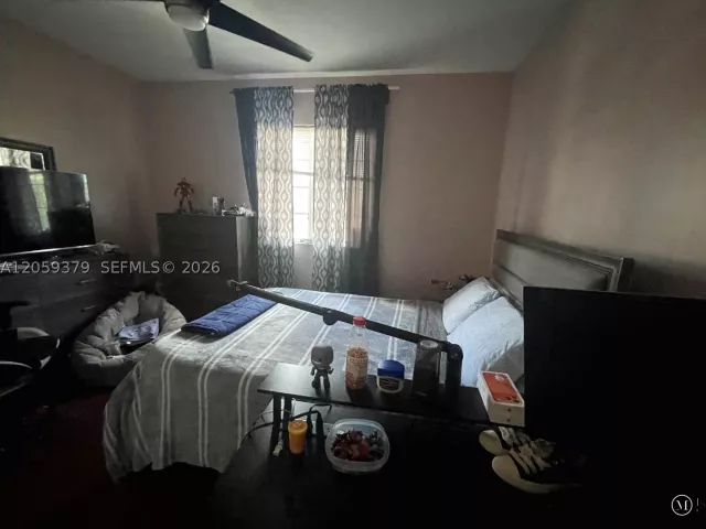 Продажа дома по адресу 904 NW 100th Ave - фото 9356412