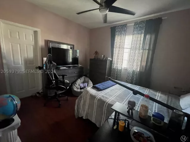 Продажа дома по адресу 904 NW 100th Ave - фото 9356413