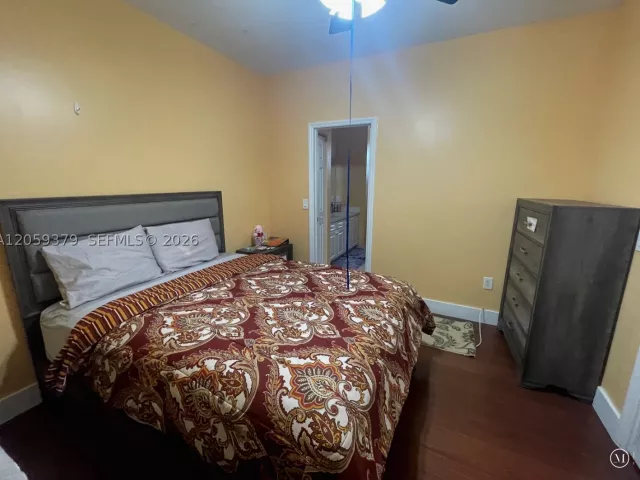 Продажа дома по адресу 904 NW 100th Ave - фото 9356414