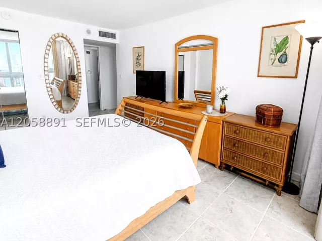 Квартира в аренду номер - фото 8934017