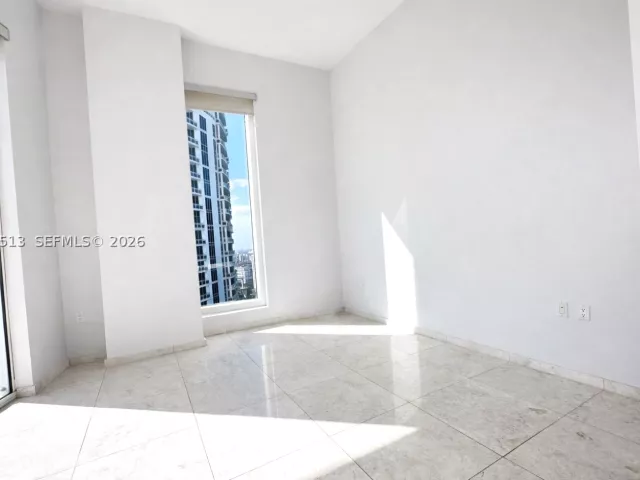 Квартира в аренду номер2405 - фото 8951735