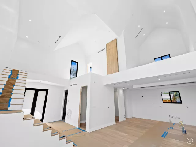 Продажа дома по адресу 1628 NE 17th Avenue - фото 8922036