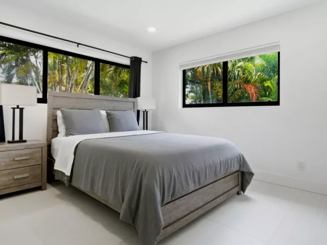 Продажа дома по адресу 1333 SE 8TH Street - фото 9180924