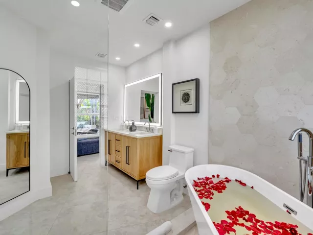 Продажа дома по адресу 1700 Marietta Drive - фото 8916533