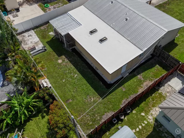Продажа дома по адресу 2233 NW 3rd Avenue - фото 9359440