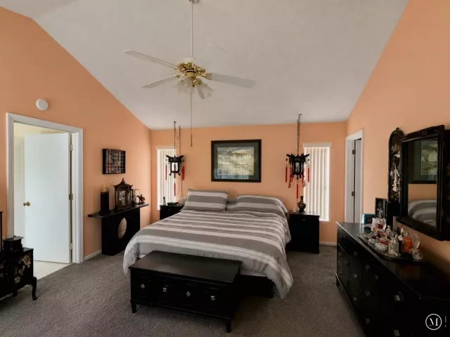 Продажа дома по адресу 16320 NW 9th Drive - фото 9359709