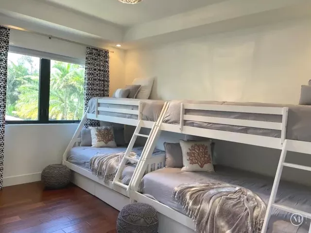 Продажа дома по адресу 404 NE 13th Avenue - фото 8917980