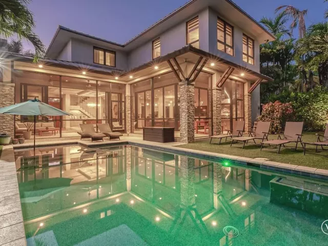 Продажа дома по адресу 404 NE 13th Avenue - фото 8917965