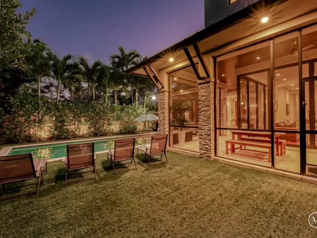 Продажа дома по адресу 404 NE 13th Avenue - фото 8917969