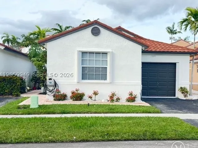 Продажа дома по адресу 17225 NW 7th St - фото 8924530