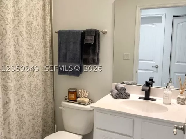 Продажа дома по адресу 1091 NW 33rd Ct - фото 8934817