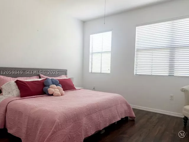 Продажа дома по адресу 1091 NW 33rd Ct - фото 8934818
