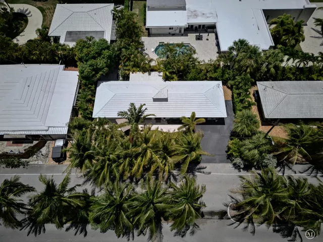 Продажа дома по адресу 1929 S Ocean Drive - фото 8920024