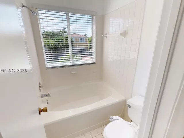 Продажа дома по адресу 17343 SW 142nd Pl - фото 9197341