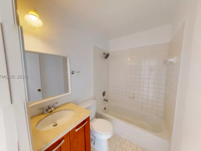 Продажа дома по адресу 17343 SW 142nd Pl - фото 9197345
